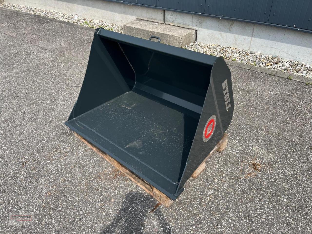 Sonstiges Zubehör des Typs Stoll Universalschaufel Robust U1,30/1,70/2,05/2,20/2,40, Neumaschine in Tuntenhausen (Bild 2)