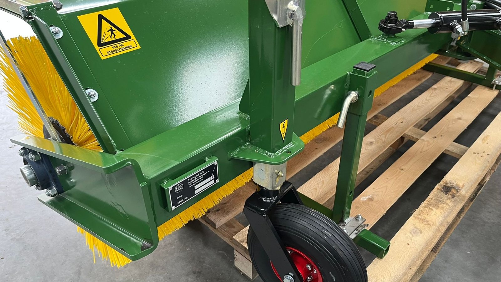 Sonstiges Zubehör του τύπου Thyregod TK 2800 med nylon børster og hydraulisk sving. brede 2800 og feje brede 2500, Gebrauchtmaschine σε Lintrup (Φωτογραφία 14)