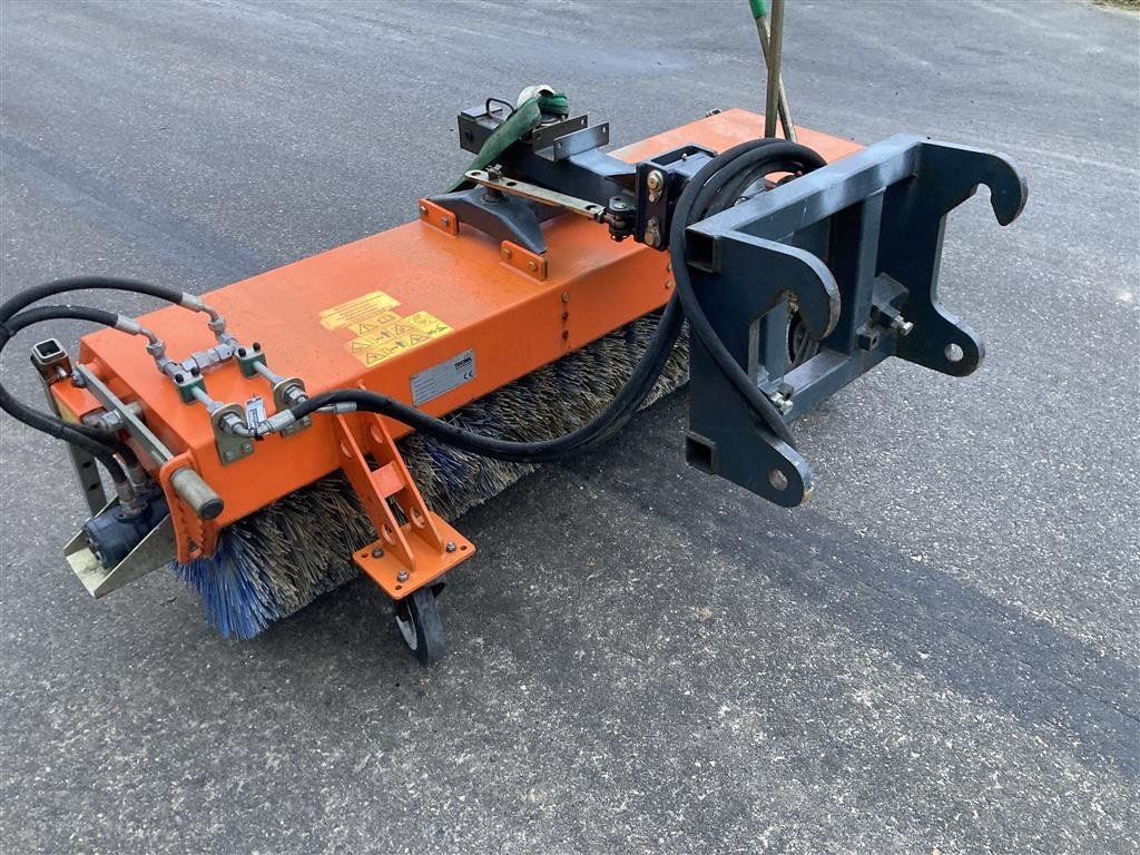 Sonstiges Zubehör tip Tuchel Plus 590 ophæng til minilæsser, Gebrauchtmaschine in Roslev (Poză 9)