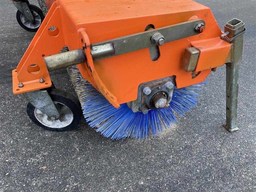 Sonstiges Zubehör tip Tuchel Plus 590 ophæng til minilæsser, Gebrauchtmaschine in Roslev (Poză 13)