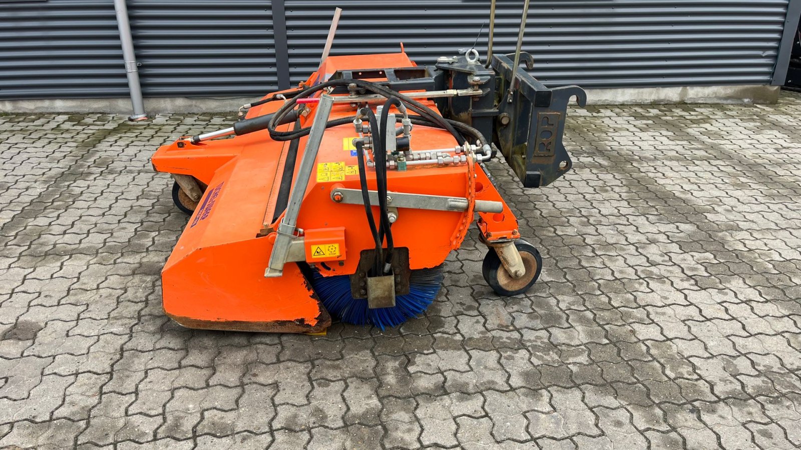 Sonstiges Zubehör tip Tuchel Profi 660 230cm hydraulisk kost med opsamler (volvo l30 fæste), Gebrauchtmaschine in Rønnede (Poză 7)