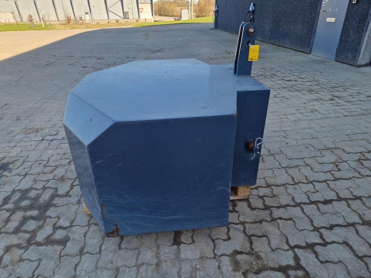 Sonstiges Türe ait Agco 2500 KG. FRONTVÆGT, Gebrauchtmaschine içinde Jelling (resim 2)