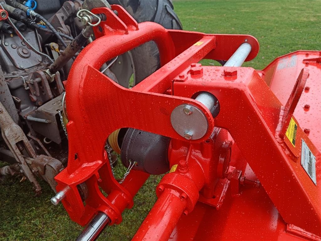 Sonstiges типа Agro SP2400 Pro Hydraulisk sideforskydning og pro slagler, Gebrauchtmaschine в Mariager (Фотография 7)