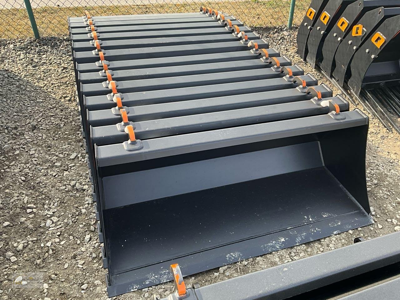 Sonstiges du type Alö 135 CS, Neumaschine en Pfreimd (Photo 1)