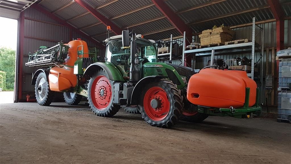 Sonstiges des Typs Amazone 1575 liter fronttank, Gebrauchtmaschine in Sabro (Bild 2)