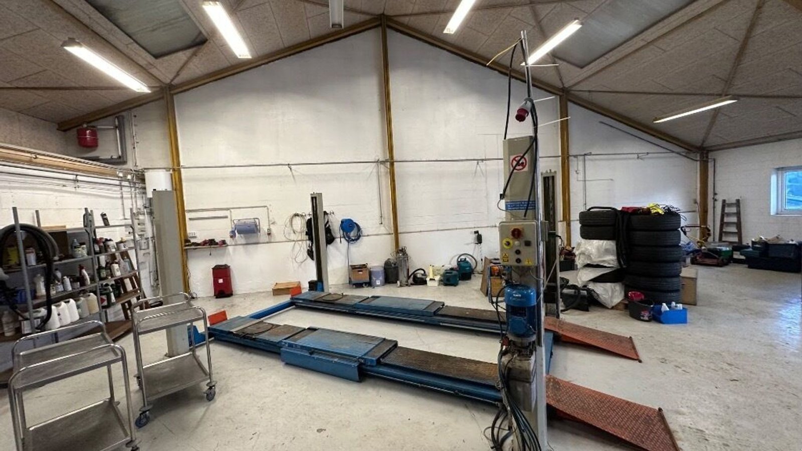 Sonstiges от тип Auto Wrap 4 søjle 4 tons, Gebrauchtmaschine в Rødovre (Снимка 1)