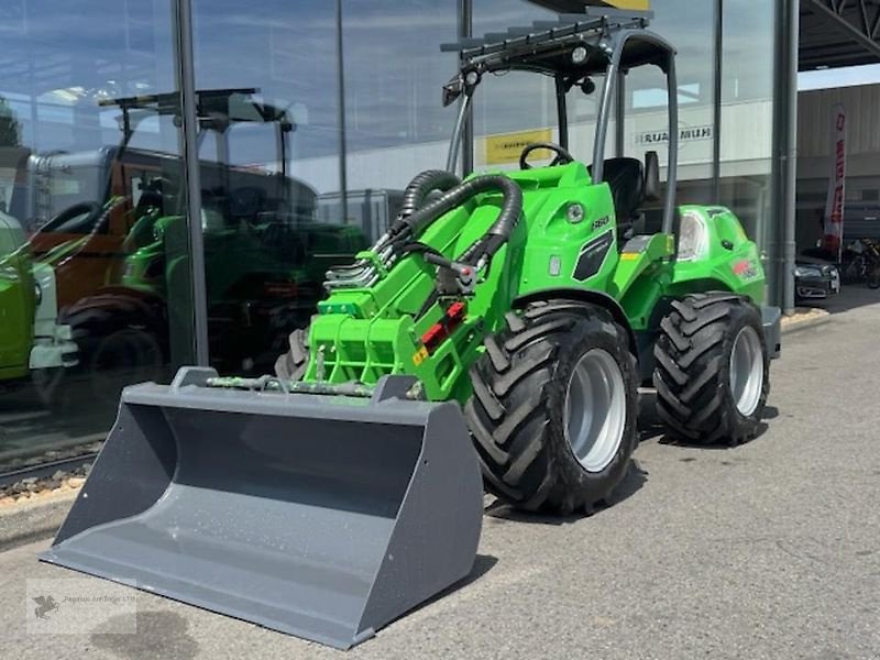 Sonstiges des Typs Avant 860i Teleskopradlader Kompaktlader NUR 665 h BJ 2023, Gebrauchtmaschine in Gevelsberg (Bild 1)