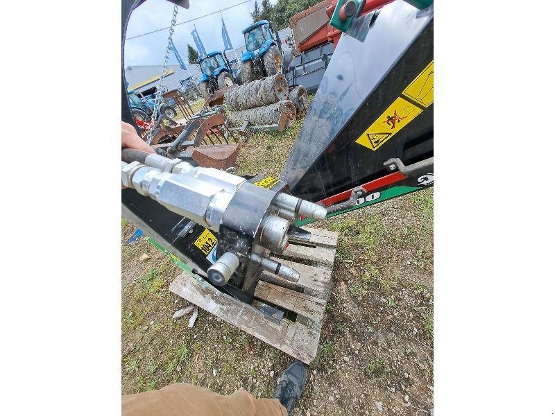 Sonstiges des Typs Avant CH100, Gebrauchtmaschine in PLUMELEC (Bild 5)