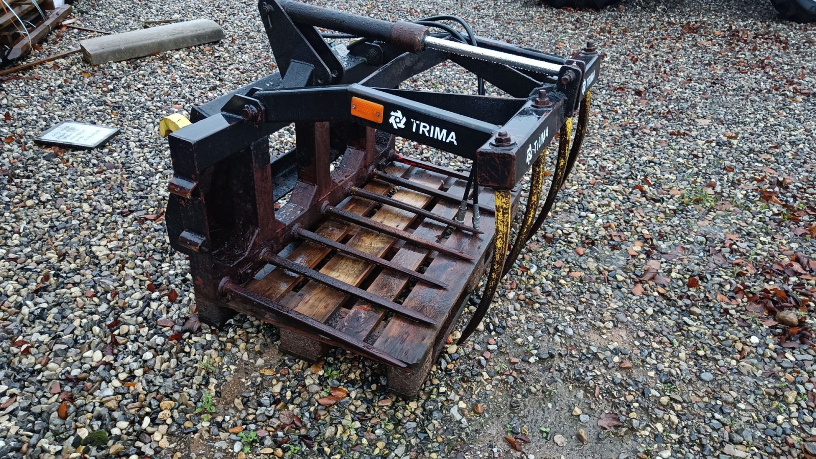 Sonstiges van het type Baas Trima overfaldsgreb har siddet på en Uniloader, Gebrauchtmaschine in Egtved (Foto 1)