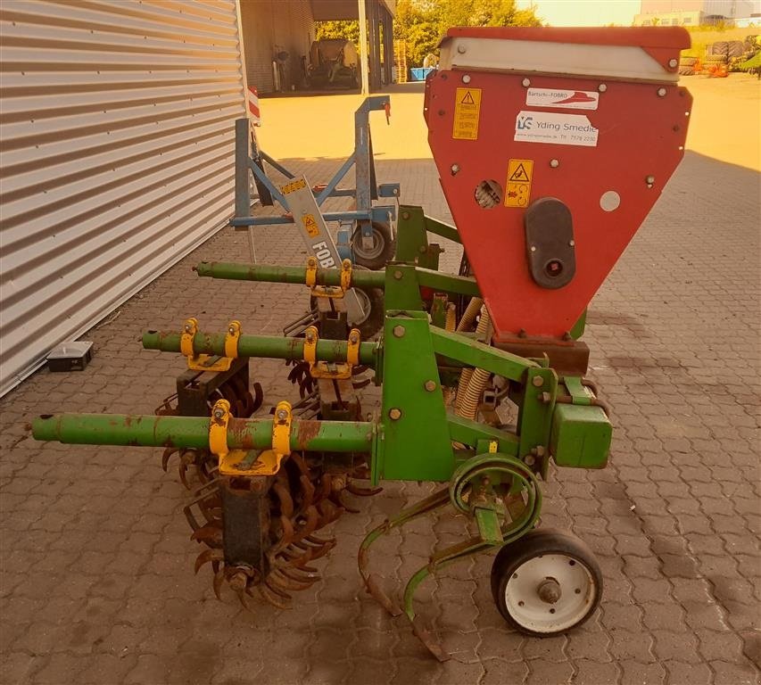 Sonstiges des Typs Bärtschi 2 Rk. 50cm radrenser med gødning og fingerrenser, Gebrauchtmaschine in Horsens (Bild 2)