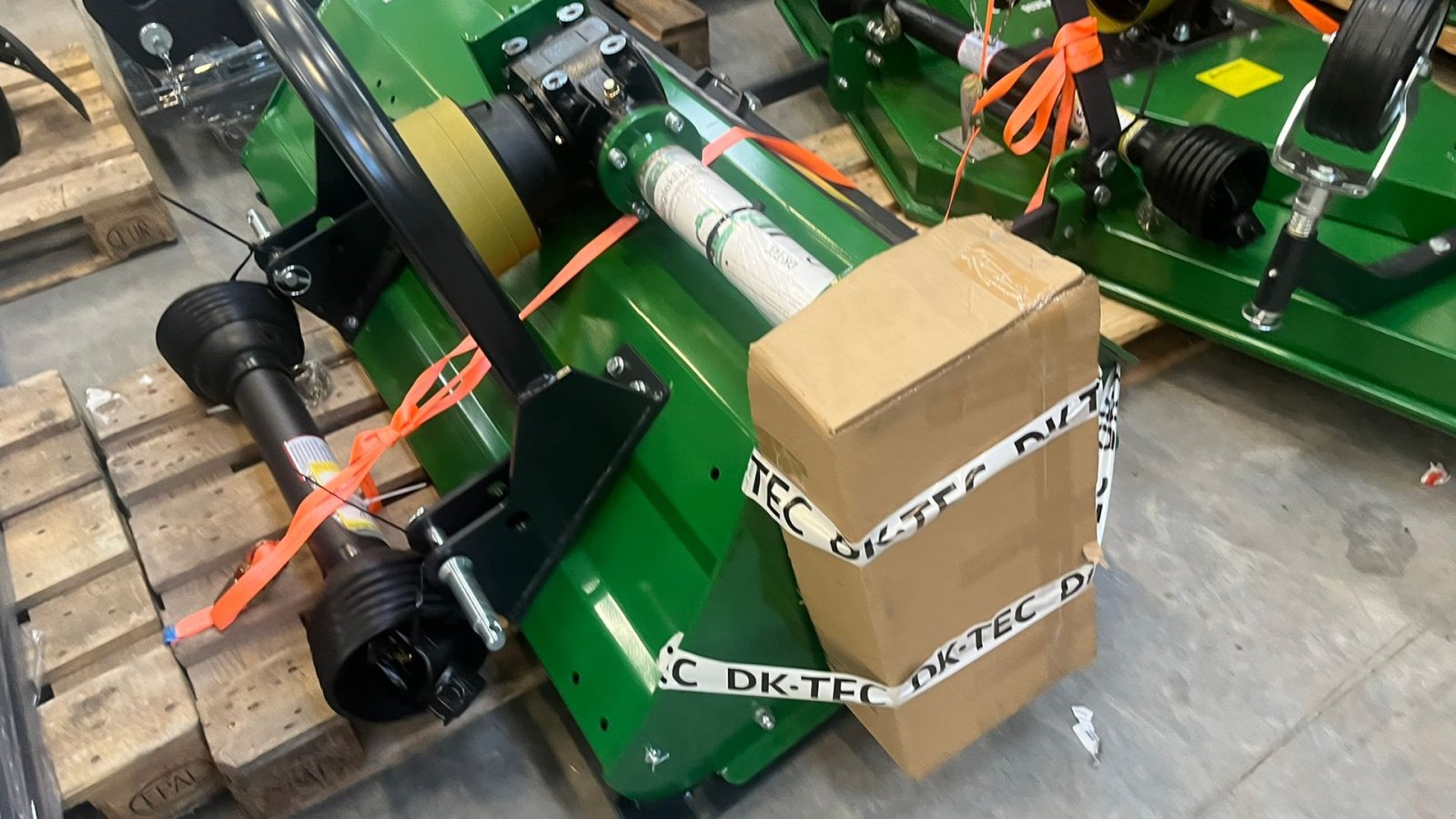 Sonstiges typu Bawi Tec EFGC155D Slagleklipper med fast tårn og oplukkelig bagklap, Gebrauchtmaschine v Lintrup (Obrázek 3)