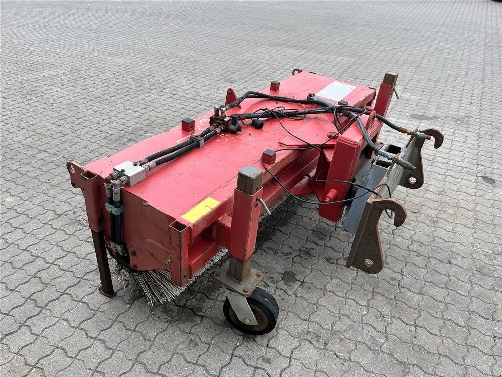 Sonstiges des Typs Bema 210 cm hydraulisk kost med læsser fæste, Gebrauchtmaschine in Rønnede (Bild 4)