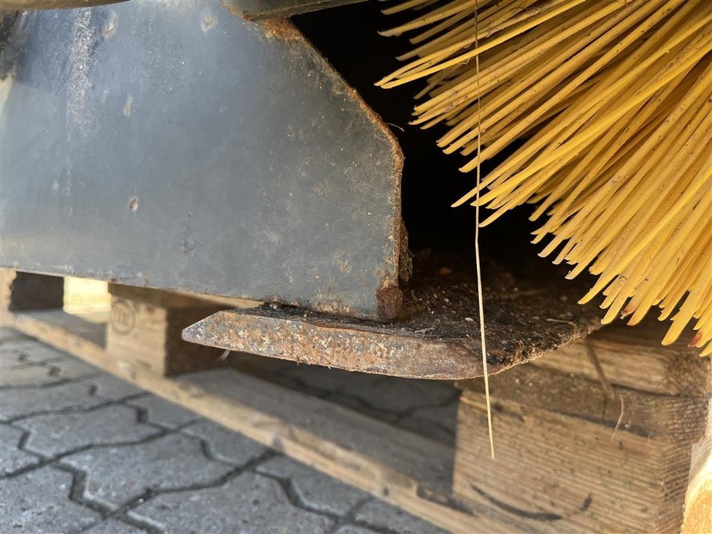 Sonstiges tip Bobcat 110cm opsamler kost, Gebrauchtmaschine in Rønnede (Poză 14)