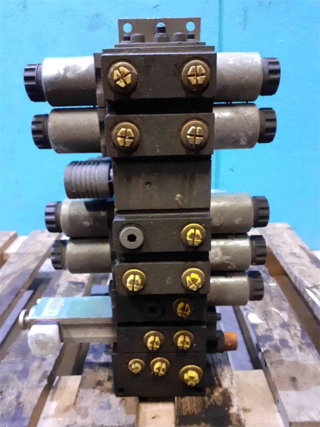 Sonstiges des Typs Bosch Rexroth Hydraulikventil, Gebrauchtmaschine in Hemmet (Bild 2)