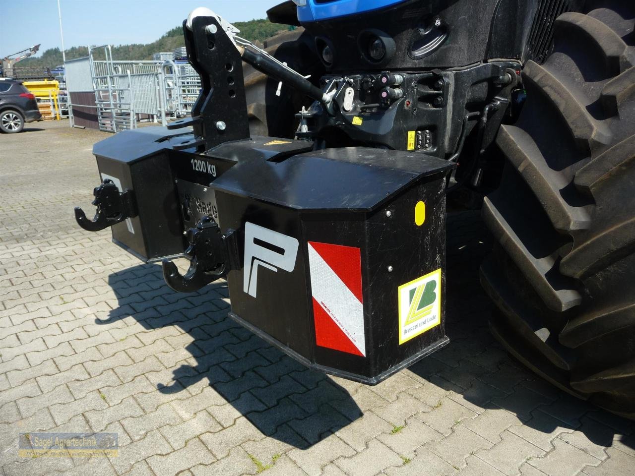 Sonstiges des Typs Bressel & Lade Frontgewicht L (1.200 kg), Neumaschine in Rhaunen (Bild 1)