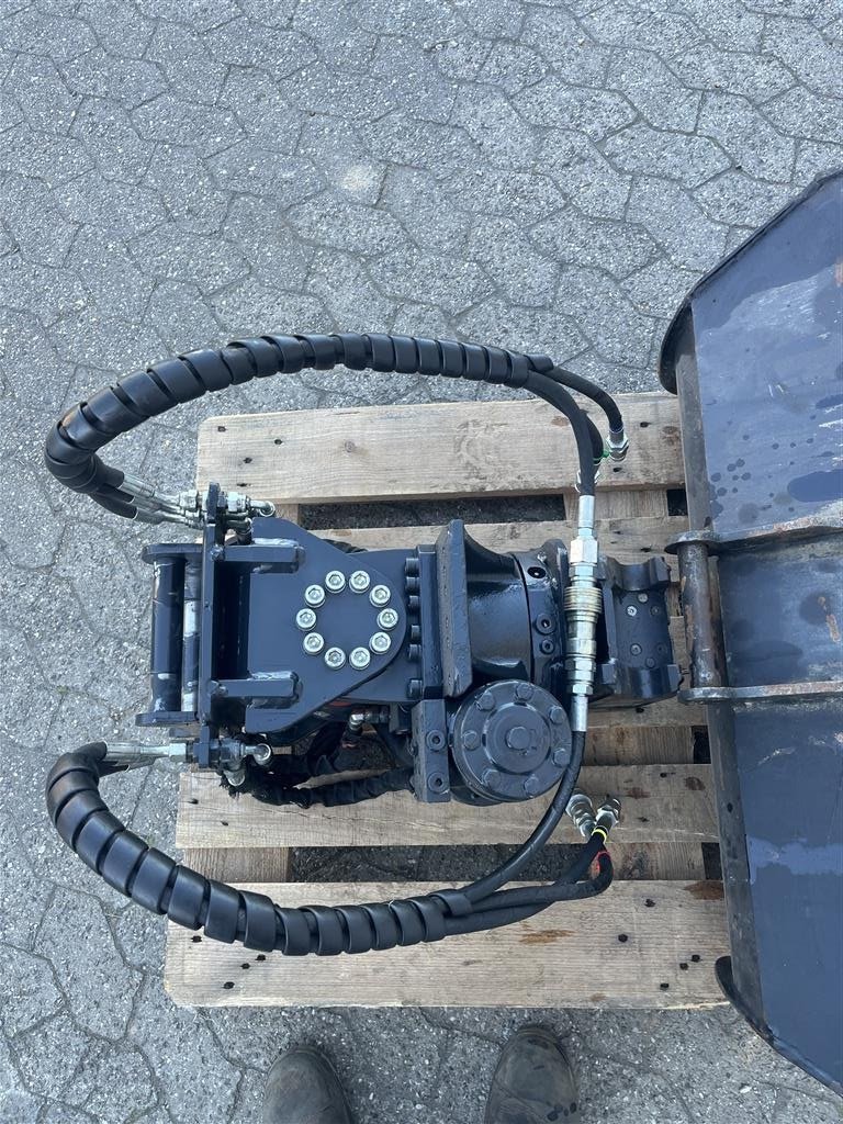 Sonstiges des Typs Cangini Tiltrotator, Gebrauchtmaschine in Havndal (Bild 1)