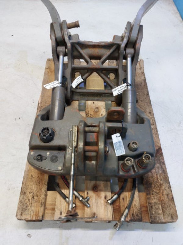 Sonstiges des Typs CLAAS Axion 840, Gebrauchtmaschine in Hemmet (Bild 11)