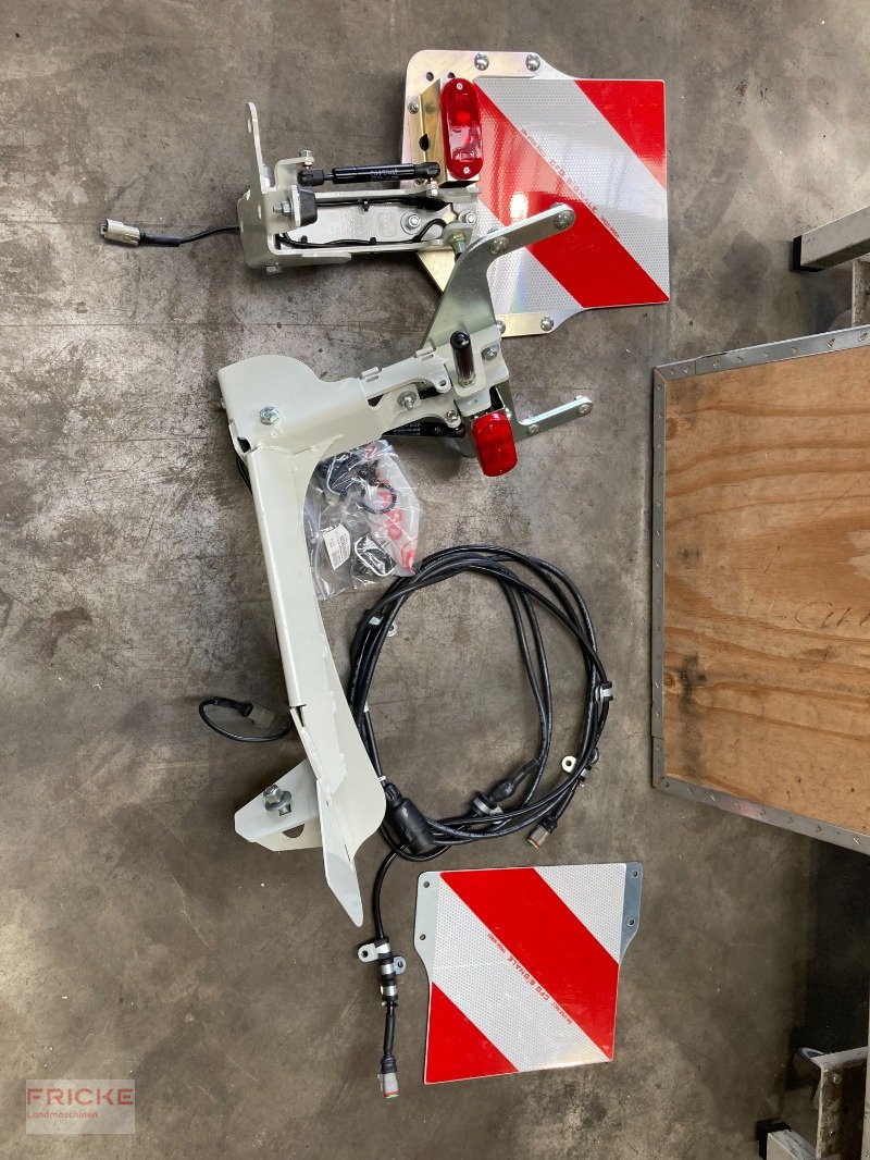 Sonstiges tip CLAAS Warntafeln mit Beleuchtung, Neumaschine in Bockel - Gyhum (Poză 1)