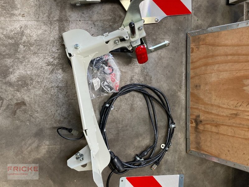 Sonstiges tip CLAAS Warntafeln mit Beleuchtung, Neumaschine in Bockel - Gyhum (Poză 1)