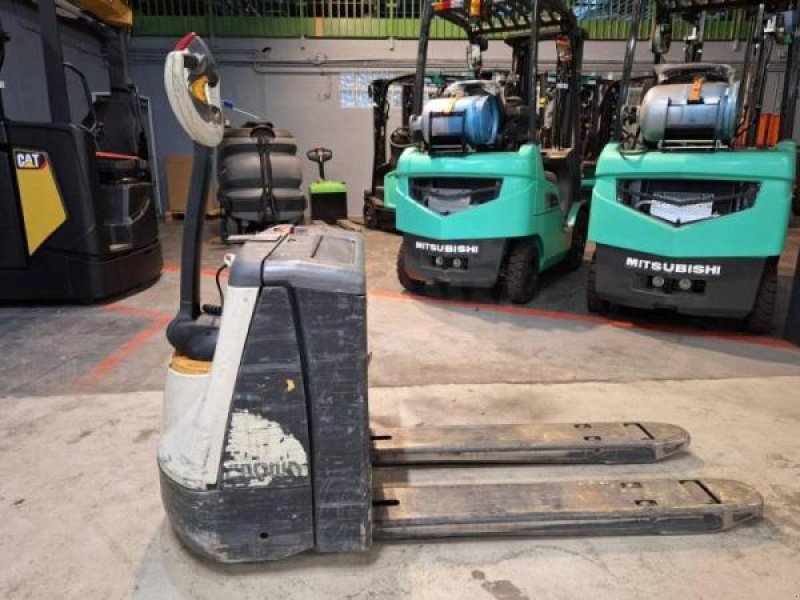 Sonstiges des Typs Crown WP3020-2.0, Gebrauchtmaschine in senlis (Bild 3)