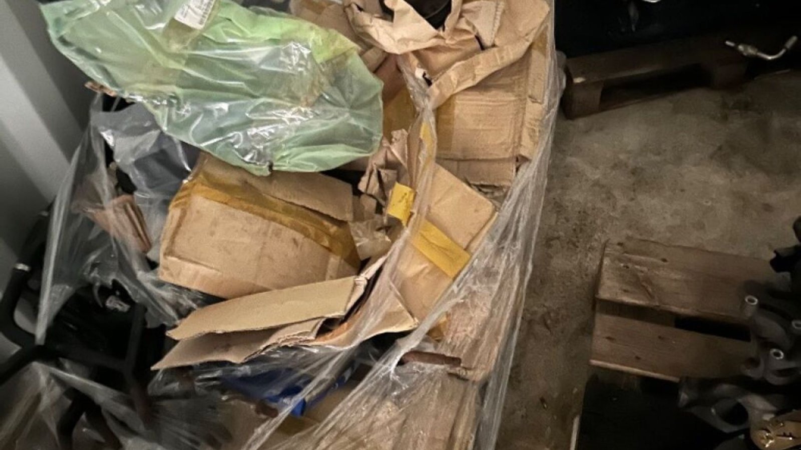 Sonstiges typu Decker Container ubrugt auto dele, Gebrauchtmaschine w Rødovre (Zdjęcie 5)