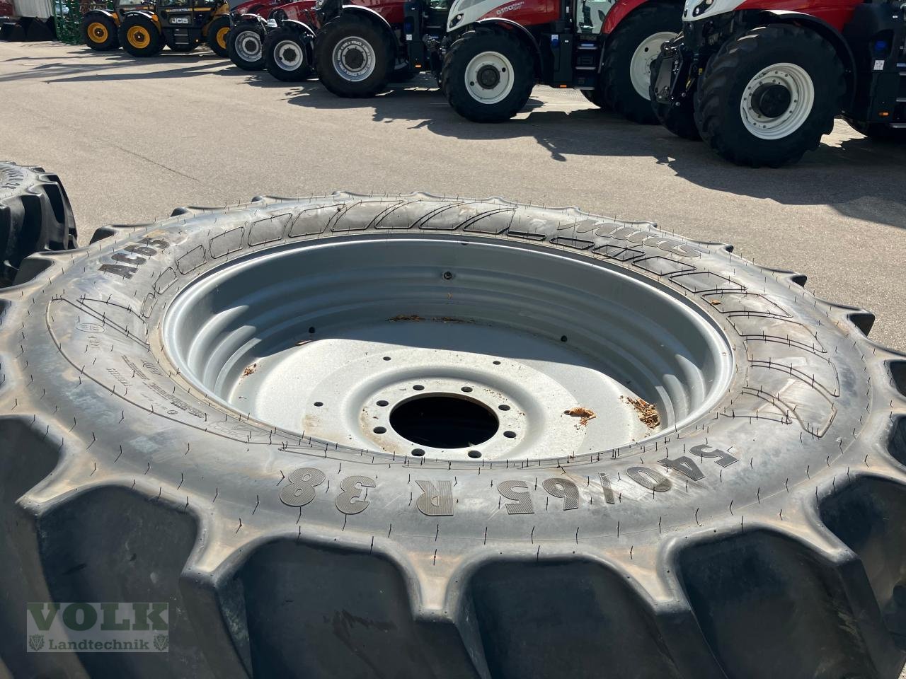 Sonstiges des Typs Deutz-Fahr Kompletträder Reifen Bereifung 440/65R28 vorne, 54, Neumaschine in Friedberg-Derching (Bild 11)