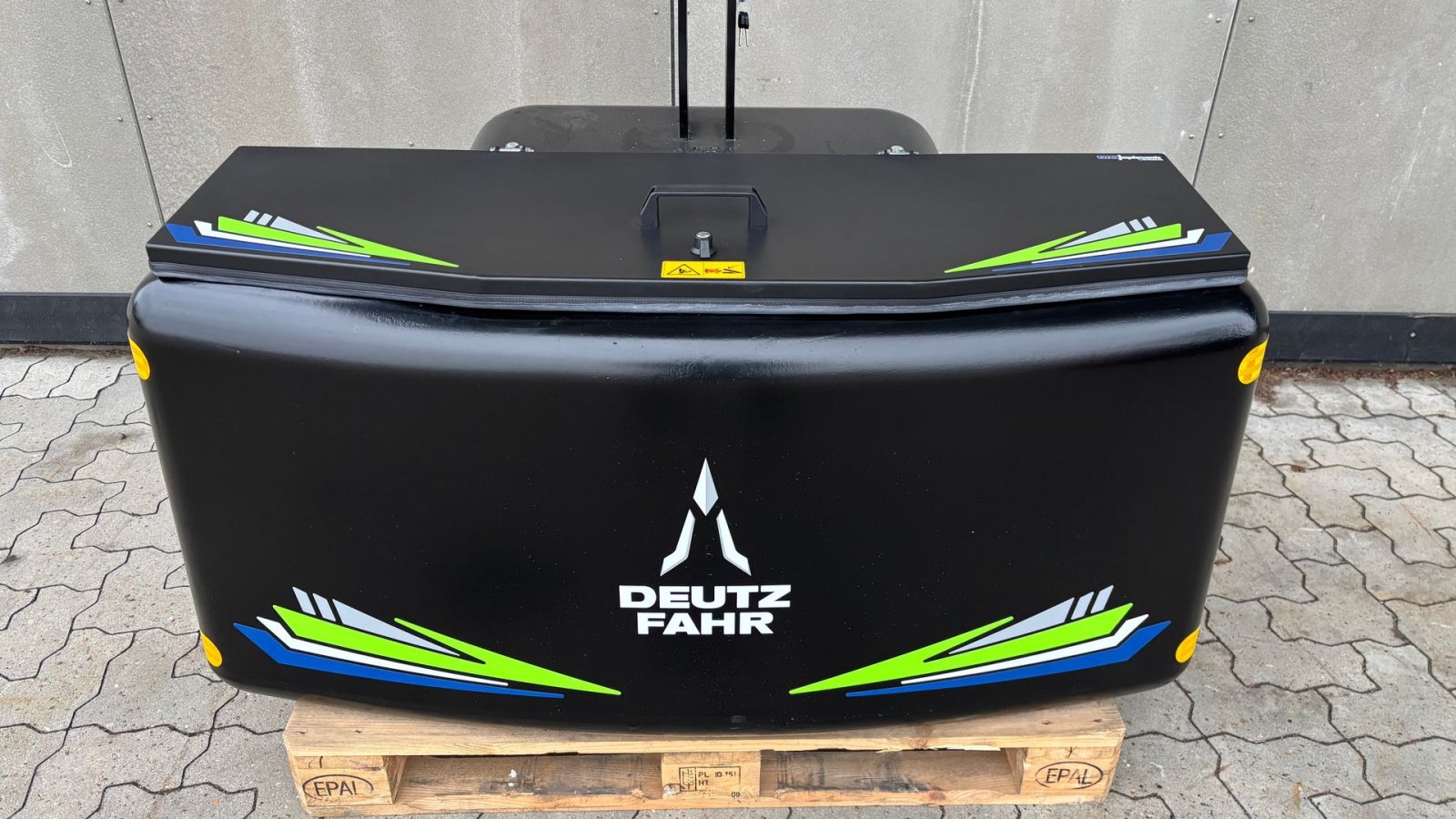 Sonstiges del tipo Düvelsdorf Frontvægt m. værktøjskasse, Gebrauchtmaschine en Skive (Imagen 4)