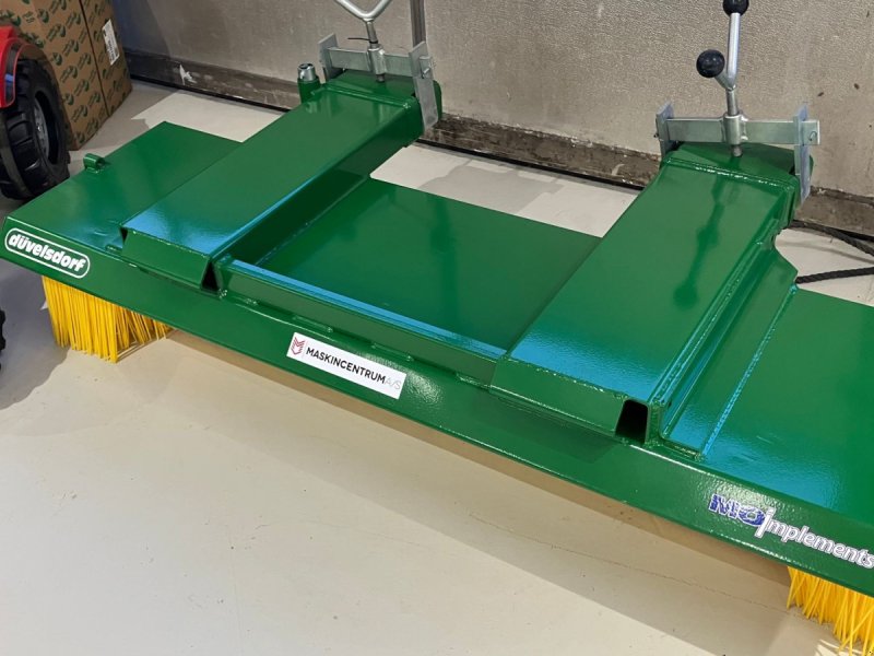 Sonstiges типа Düvelsdorf Kost til pallegafler, 150 cm, Gebrauchtmaschine в Grindsted (Фотография 1)