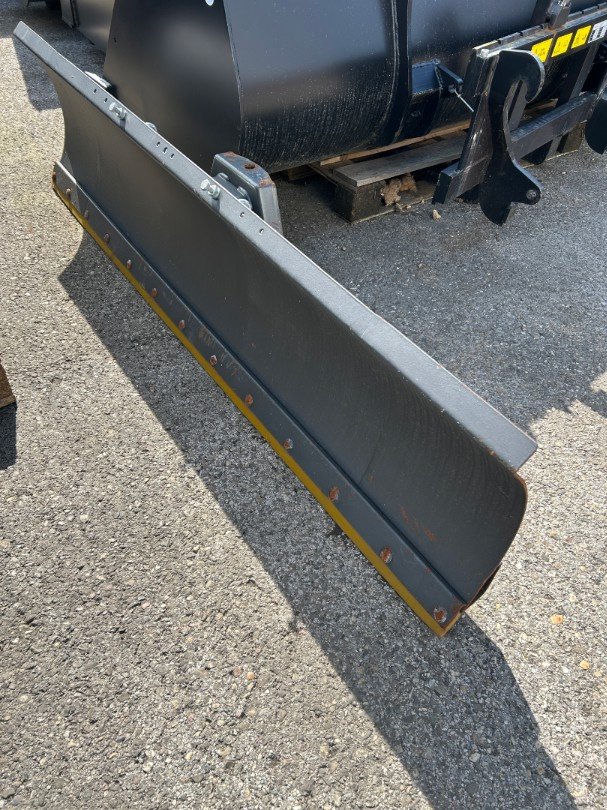 Sonstiges des Typs Etesia Hydro 100, Gebrauchtmaschine in Courtedoux (Bild 4)