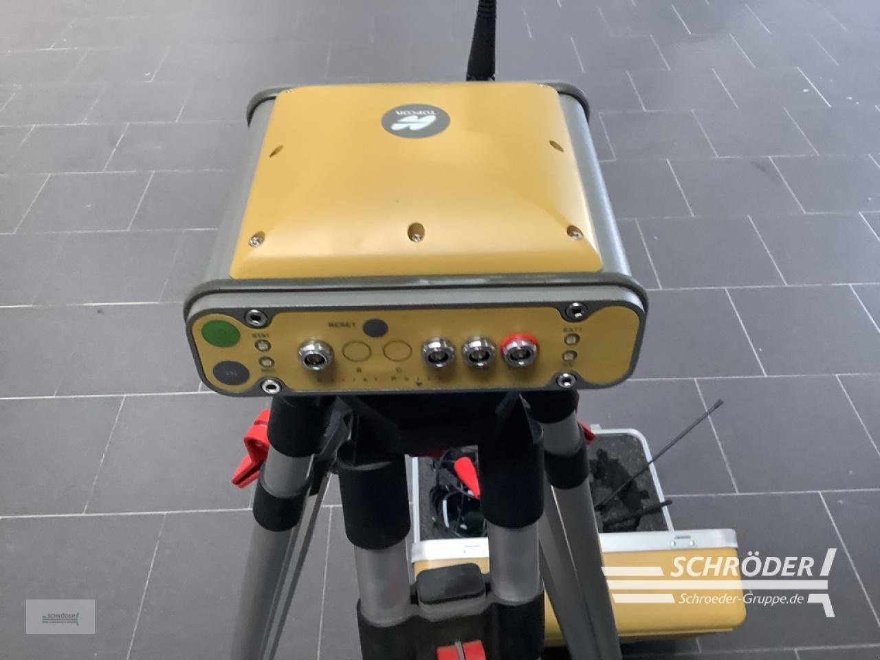 Sonstiges des Typs Fendt RTK BASISSTATION MOBIL / TOPCON / HIPER, Gebrauchtmaschine in Wildeshausen (Bild 2)