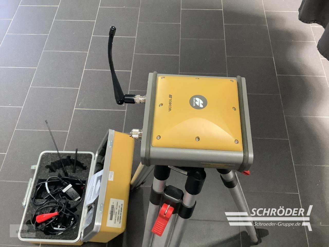 Sonstiges des Typs Fendt RTK BASISSTATION MOBIL / TOPCON / HIPER, Gebrauchtmaschine in Wildeshausen (Bild 5)