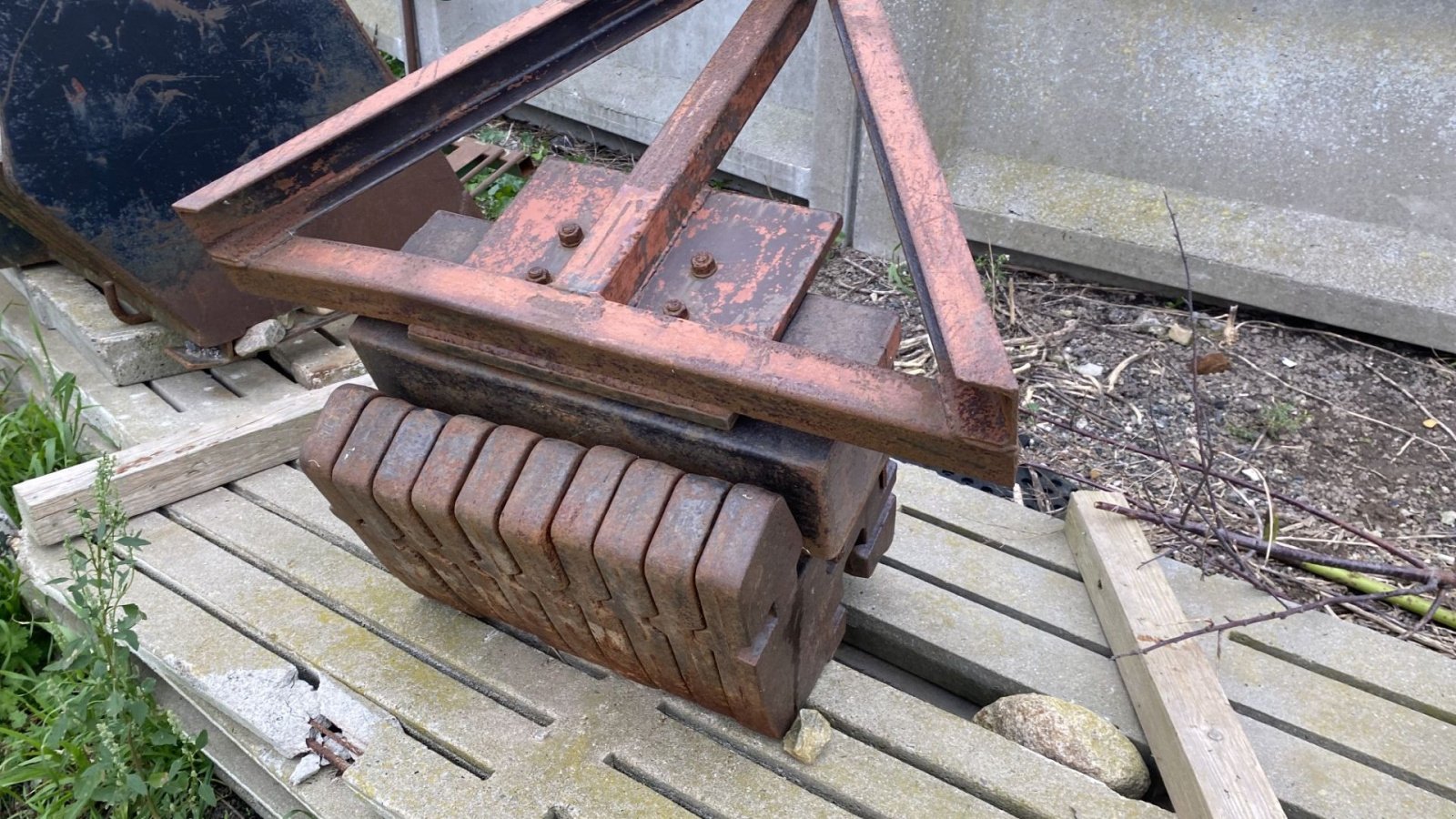 Sonstiges tipa Fiat Frontvægte 10 stk, Gebrauchtmaschine u øster ulslev (Slika 1)