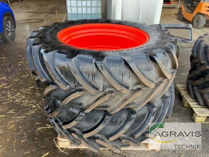Sonstiges des Typs Firestone KR 440/65R28, Neumaschine in Fritzlar (Bild 5)