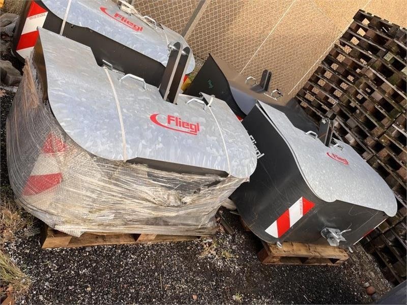 Sonstiges типа Fliegl 1500 KG FRONTVÆGT, Gebrauchtmaschine в Aalestrup (Фотография 5)