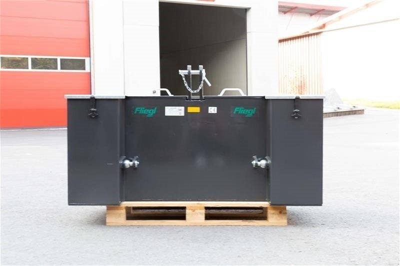 Sonstiges Türe ait Fliegl Frontvægt 800 KG, Gebrauchtmaschine içinde Hinnerup (resim 4)