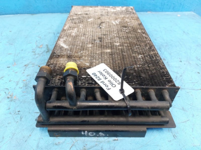 Sonstiges des Typs Ford 8240, Gebrauchtmaschine in Hemmet (Bild 3)