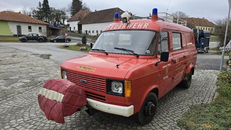 Sonstiges des Typs Ford Feuerwehrauto, Gebrauchtmaschine in Göpfritz an der Wild (Bild 2)
