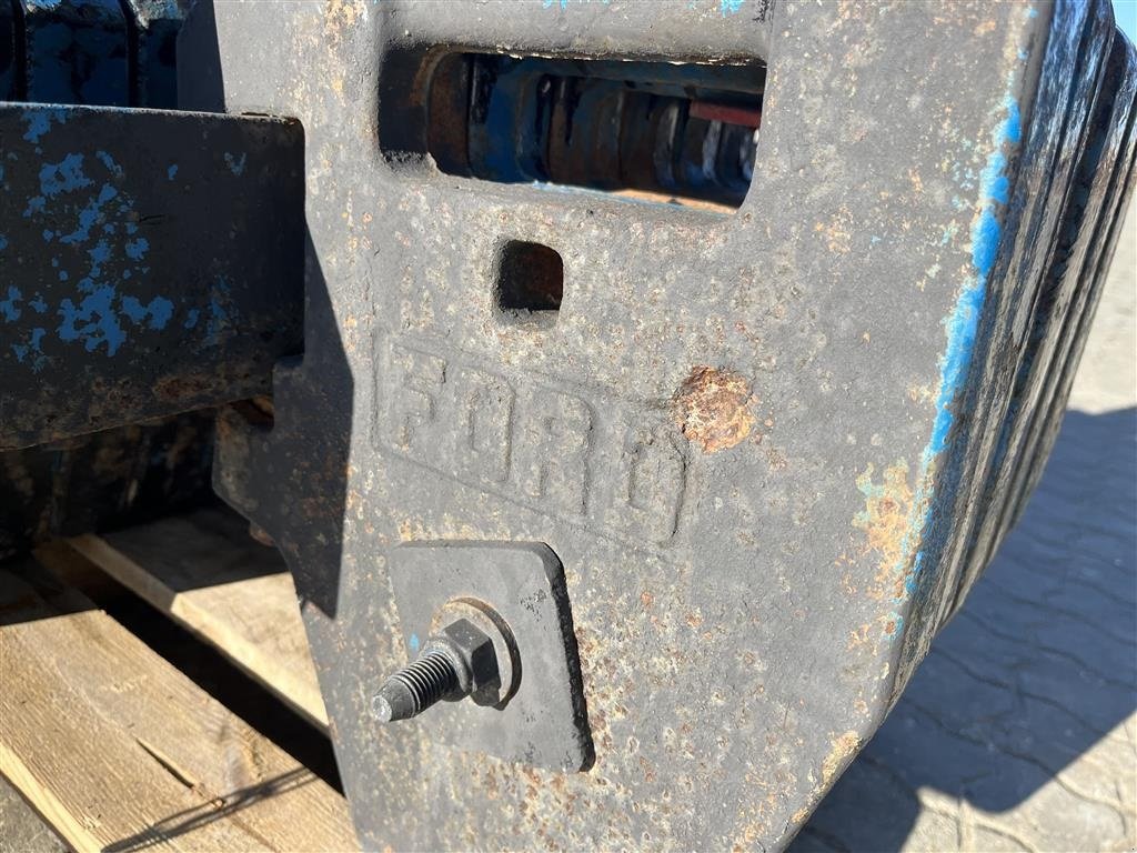 Sonstiges des Typs Ford Ford vægtklodser til 3 punktophæng, Gebrauchtmaschine in Rønnede (Bild 11)