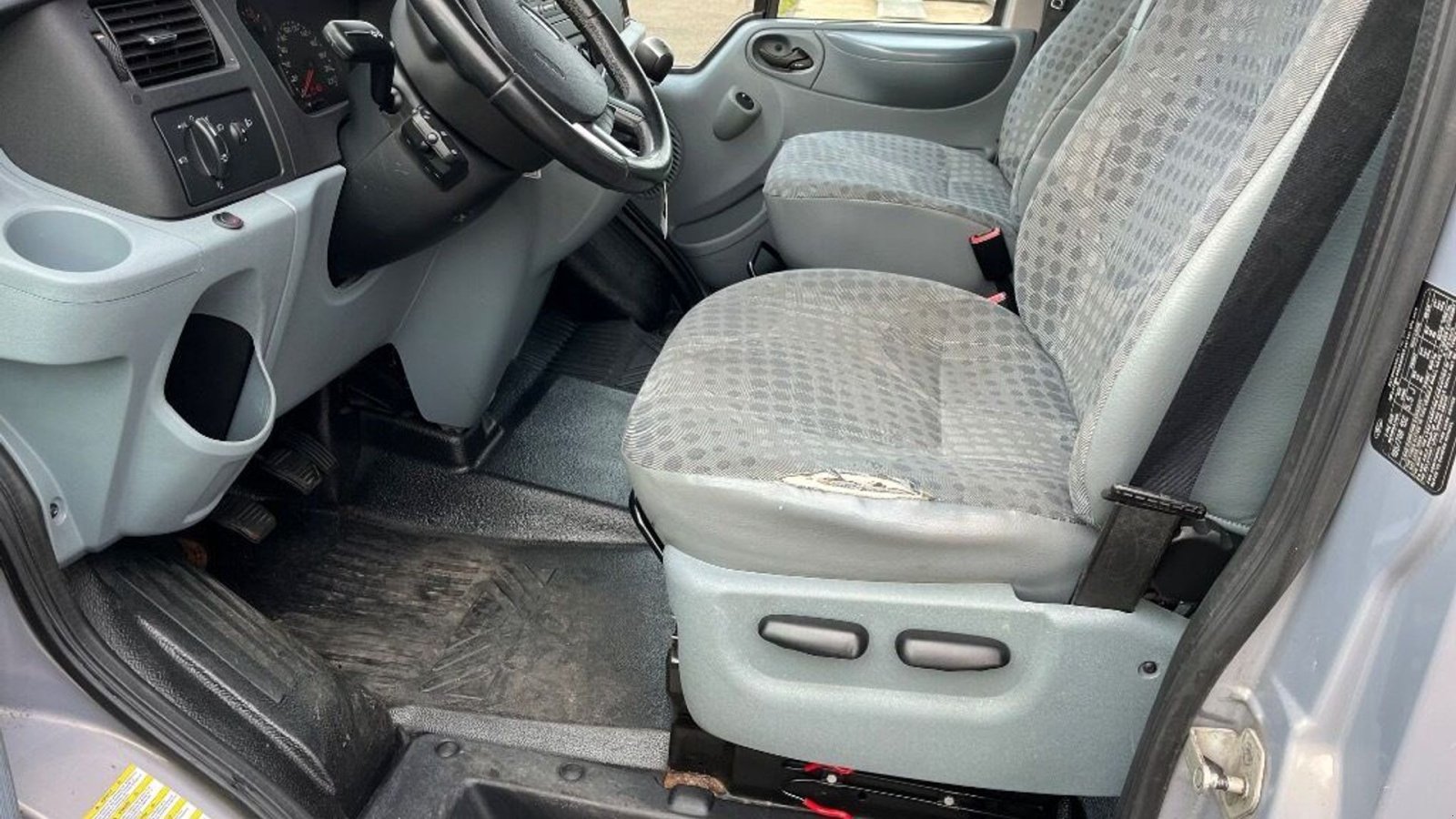 Sonstiges of the type Ford TRANSIT KOMBI 300L F 2,2 TDCI, Gebrauchtmaschine in Rødovre (Picture 5)