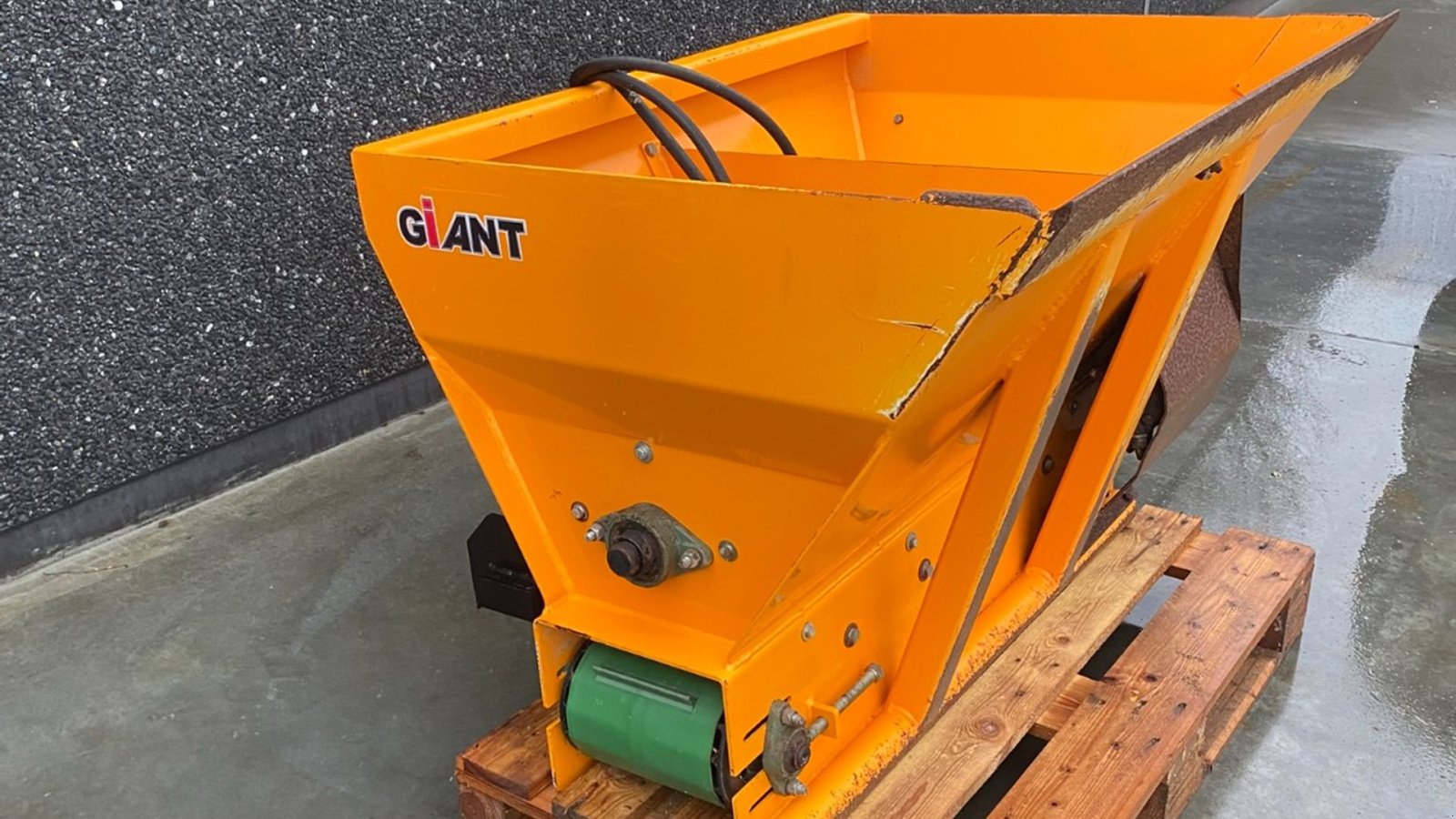 Sonstiges des Typs GiANT Sandudlægger Hydraulisk trukket med Schäffer-beslag, Gebrauchtmaschine in Lintrup (Bild 1)