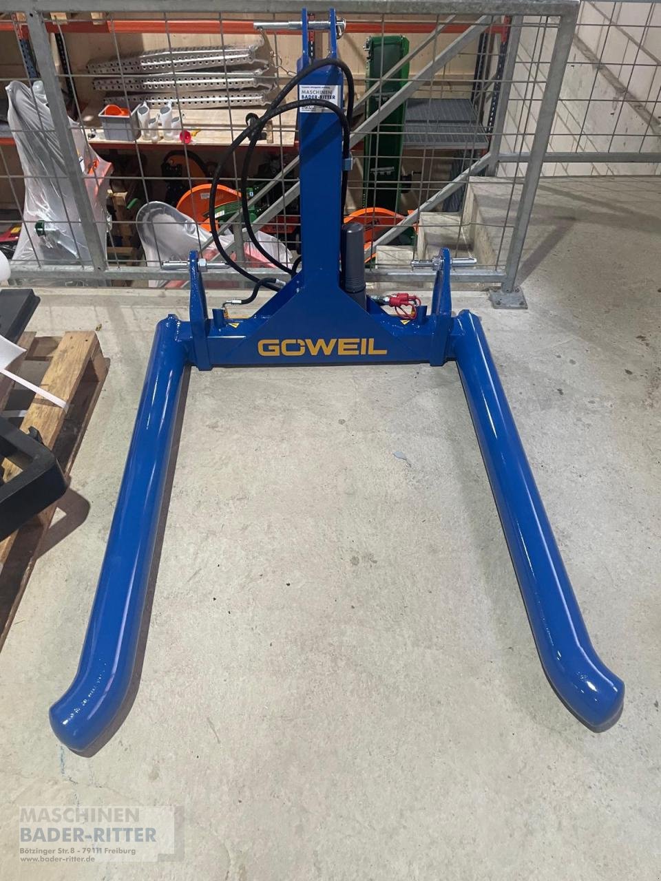 Sonstiges des Typs Göweil BTGME Ballentransportgabel hydr.breitenverstellbar, Neumaschine in Freiburg (Bild 1)