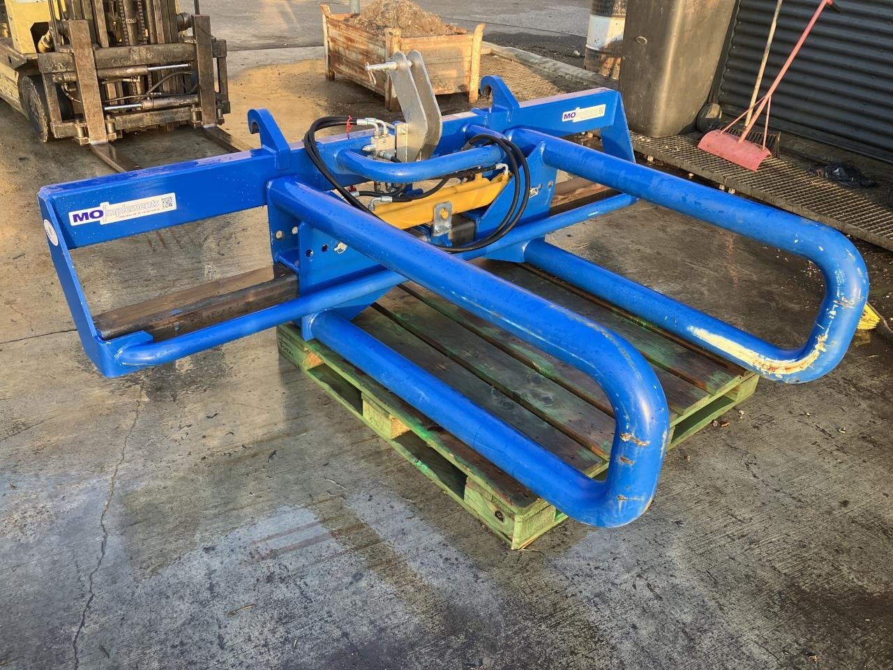 Sonstiges Türe ait Göweil UNIBALE WRAPTANG, Gebrauchtmaschine içinde Middelfart (resim 1)