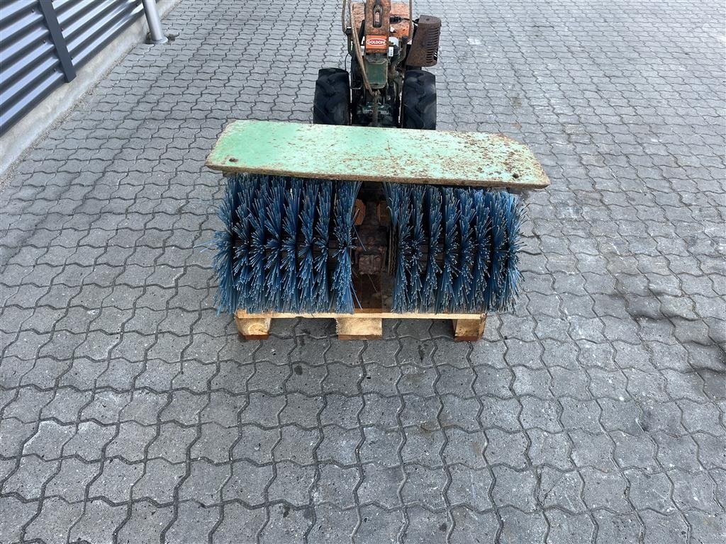 Sonstiges des Typs Goldoni J451 tohjulet traktor med kost, Gebrauchtmaschine in Rønnede (Bild 7)