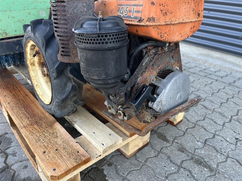 Sonstiges des Typs Goldoni J451 tohjulet traktor med kost, Gebrauchtmaschine in Rønnede (Bild 11)