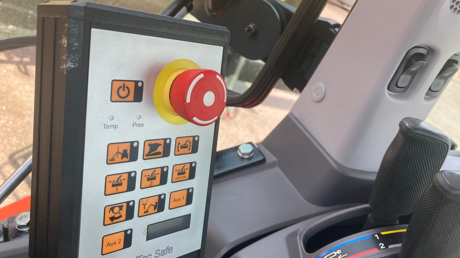 Sonstiges des Typs Greentec Scorpion 430-4 PLUS Hybrid bagmonteret højre, Gebrauchtmaschine in Roskilde (Bild 10)