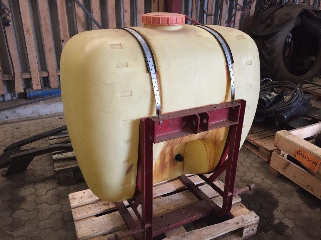 Sonstiges типа Hardi 600 ltr. frontank, Gebrauchtmaschine в Tinglev (Фотография 1)