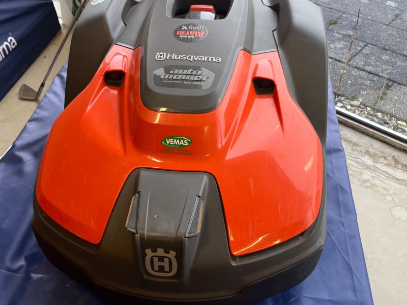 Sonstiges Türe ait Husqvarna Automower 550 EPOS Op til 10.000, Gebrauchtmaschine içinde Vejle (resim 1)