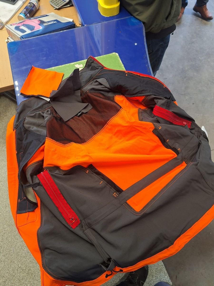 Sonstiges tipa Husqvarna Forstjacke Technical, Gebrauchtmaschine u Villach (Slika 4)