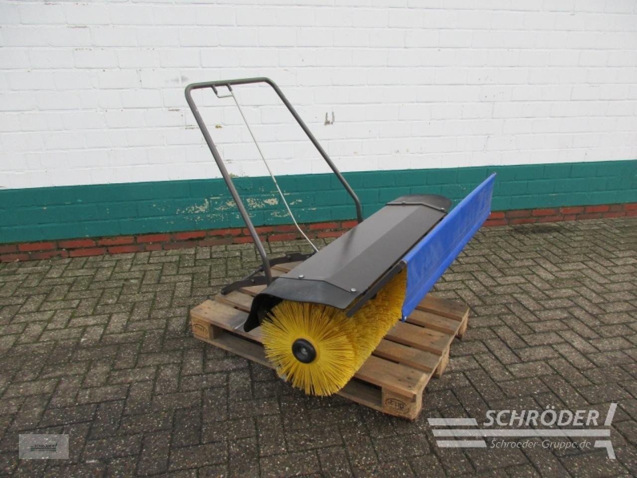 Sonstiges des Typs Husqvarna FRONTKEHRMASCHINE 1,20 M, Gebrauchtmaschine in Westerstede (Bild 2)