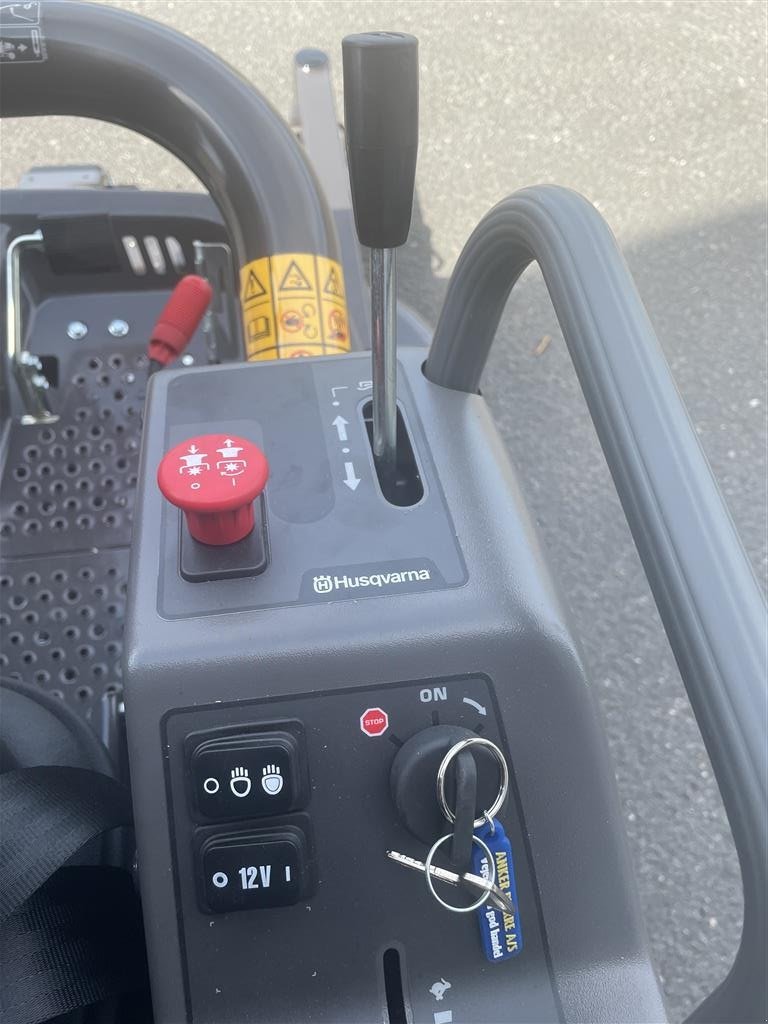 Sonstiges des Typs Husqvarna P520DX Inkl. 132cm klippebord, Gebrauchtmaschine in Holstebro (Bild 9)